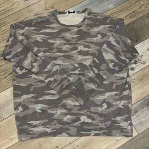 Athleta Camo Crewneck Sweatshirt in Grey Size L